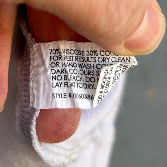 Club Monaco Ruffle  Sleeve blouse, size M - Picture 4 of 8